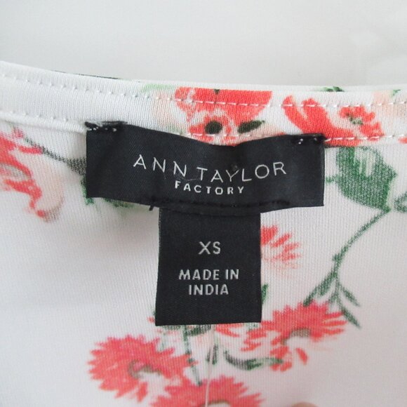 Ann Taylor Floral Sleeveless button down Blouse Shirt -Size XS, White Multicolor - Picture 13 of 13